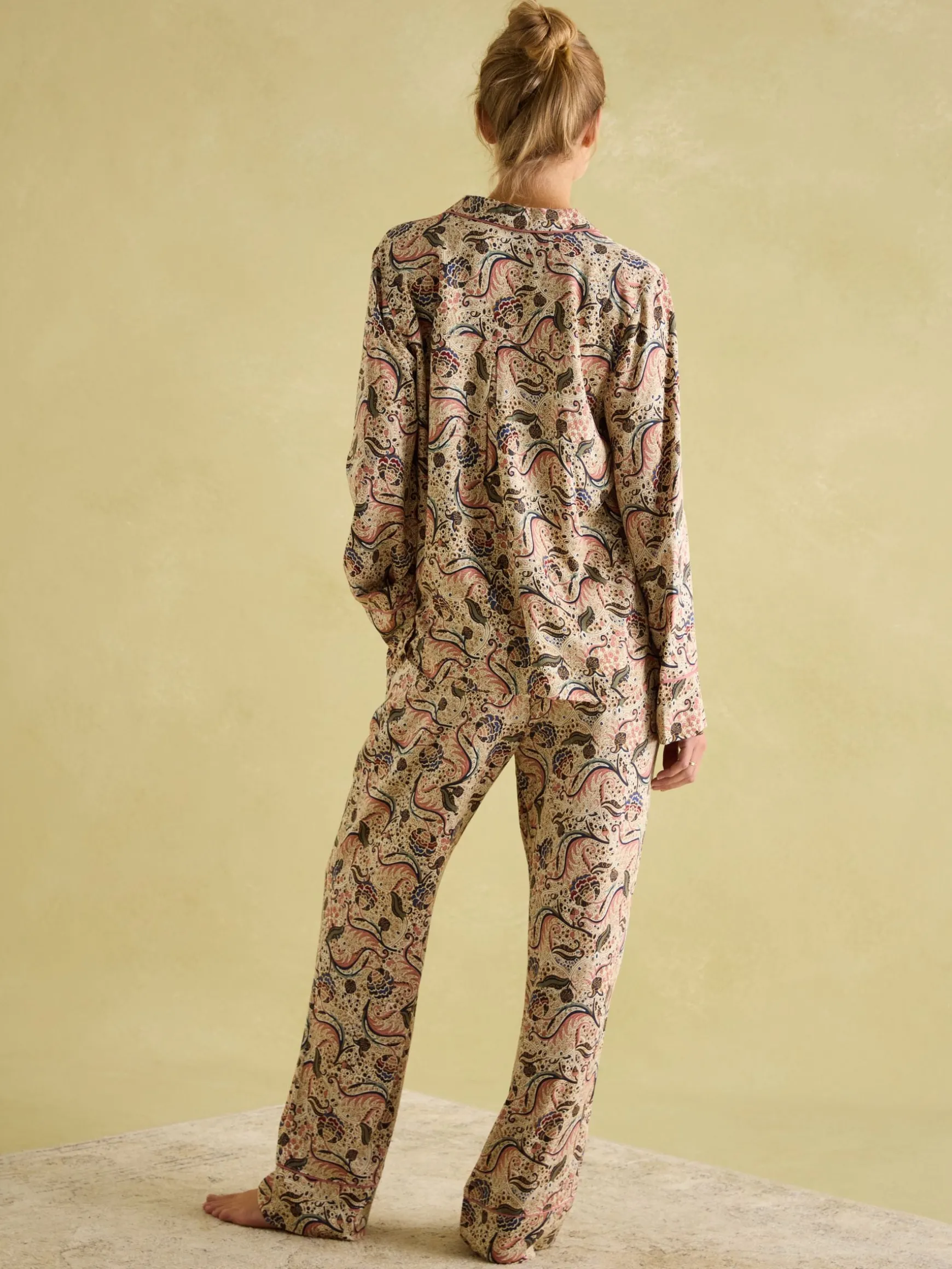 Alma Floral Pyjama Set