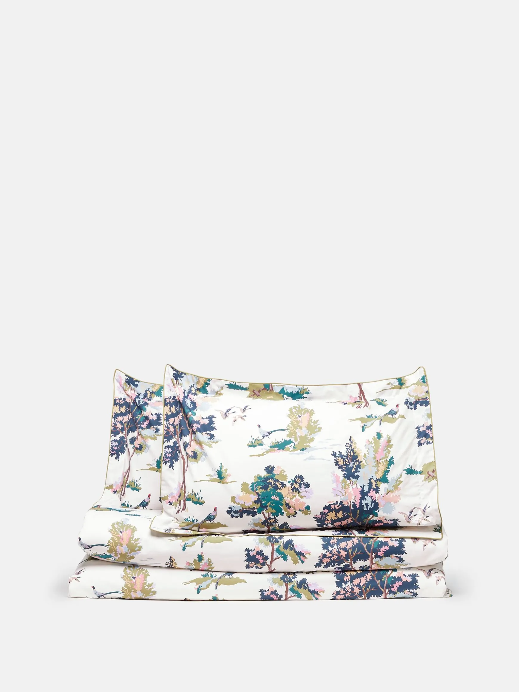 Black Woodland Scene Cover Set