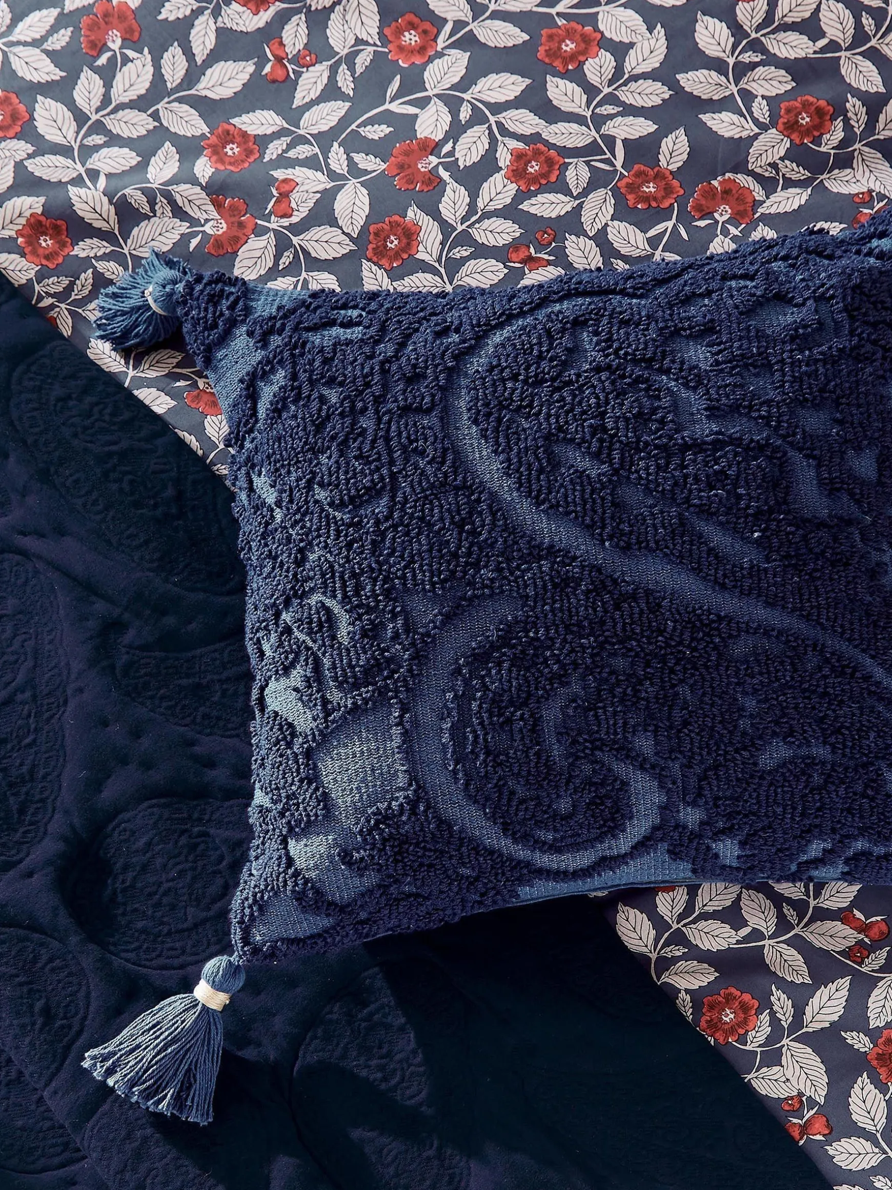 Blue 100% Cotton Paisley Tufted Cushion