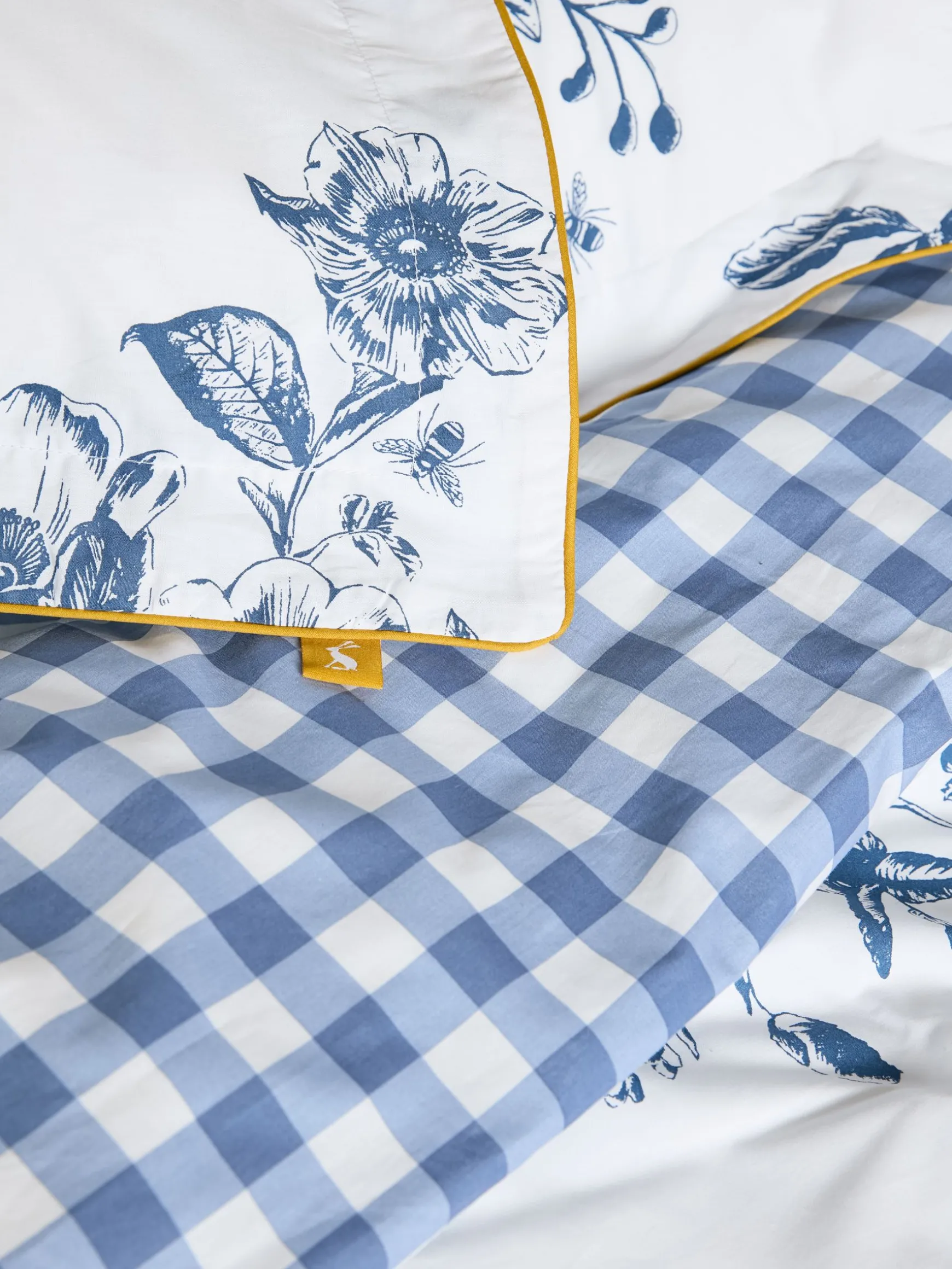 Blue Honey Floral Cover Set