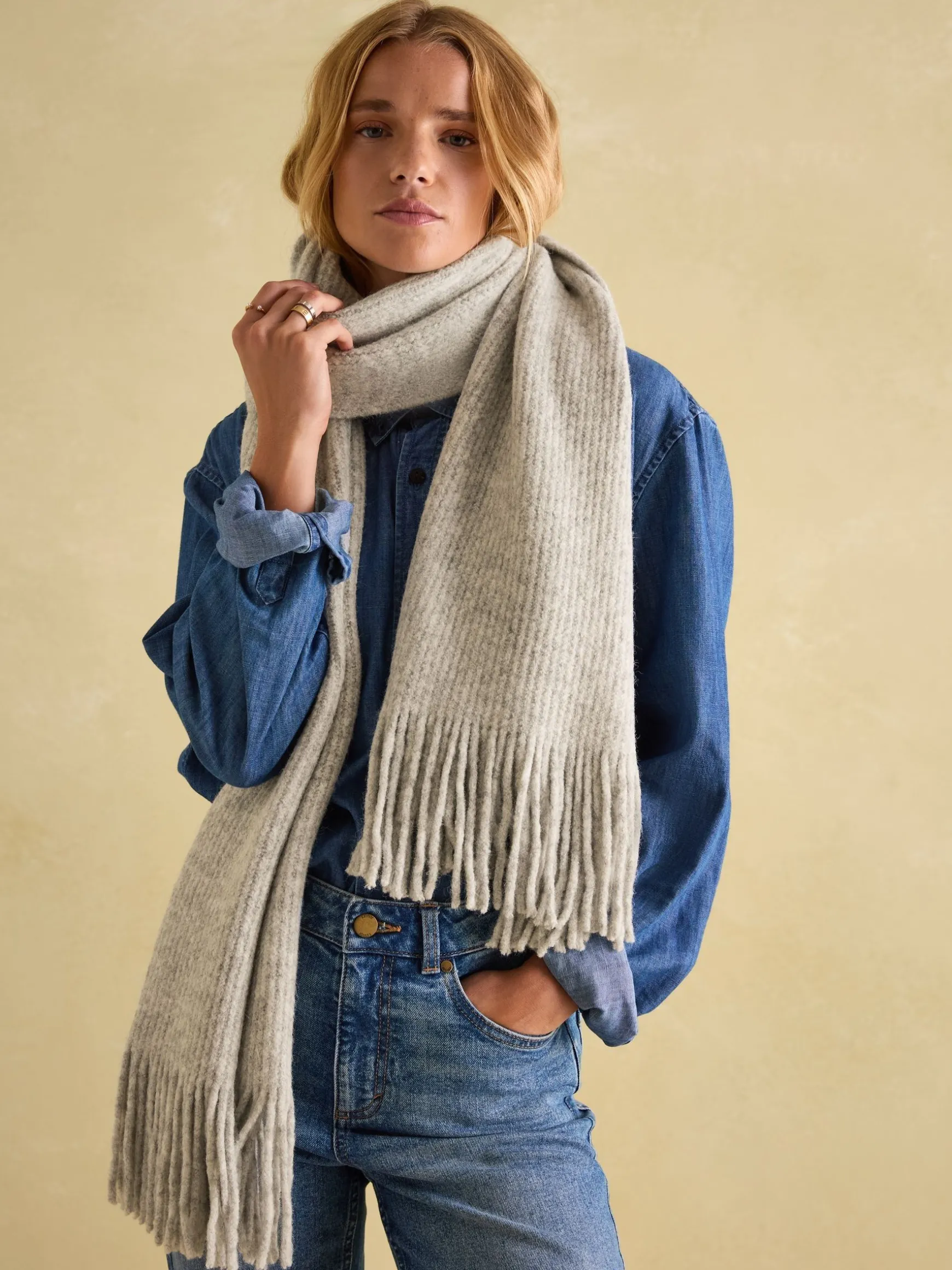 Caversham Grey Knitted Scarf