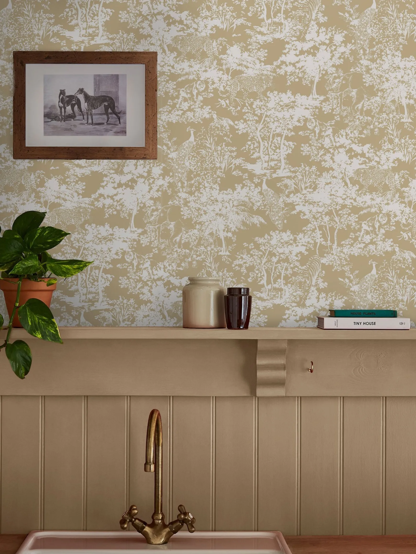 Gold Animal Forest Print 10M Wallpaper