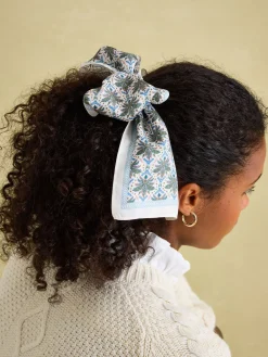 Highgrove Green Skinny Printed Scarf