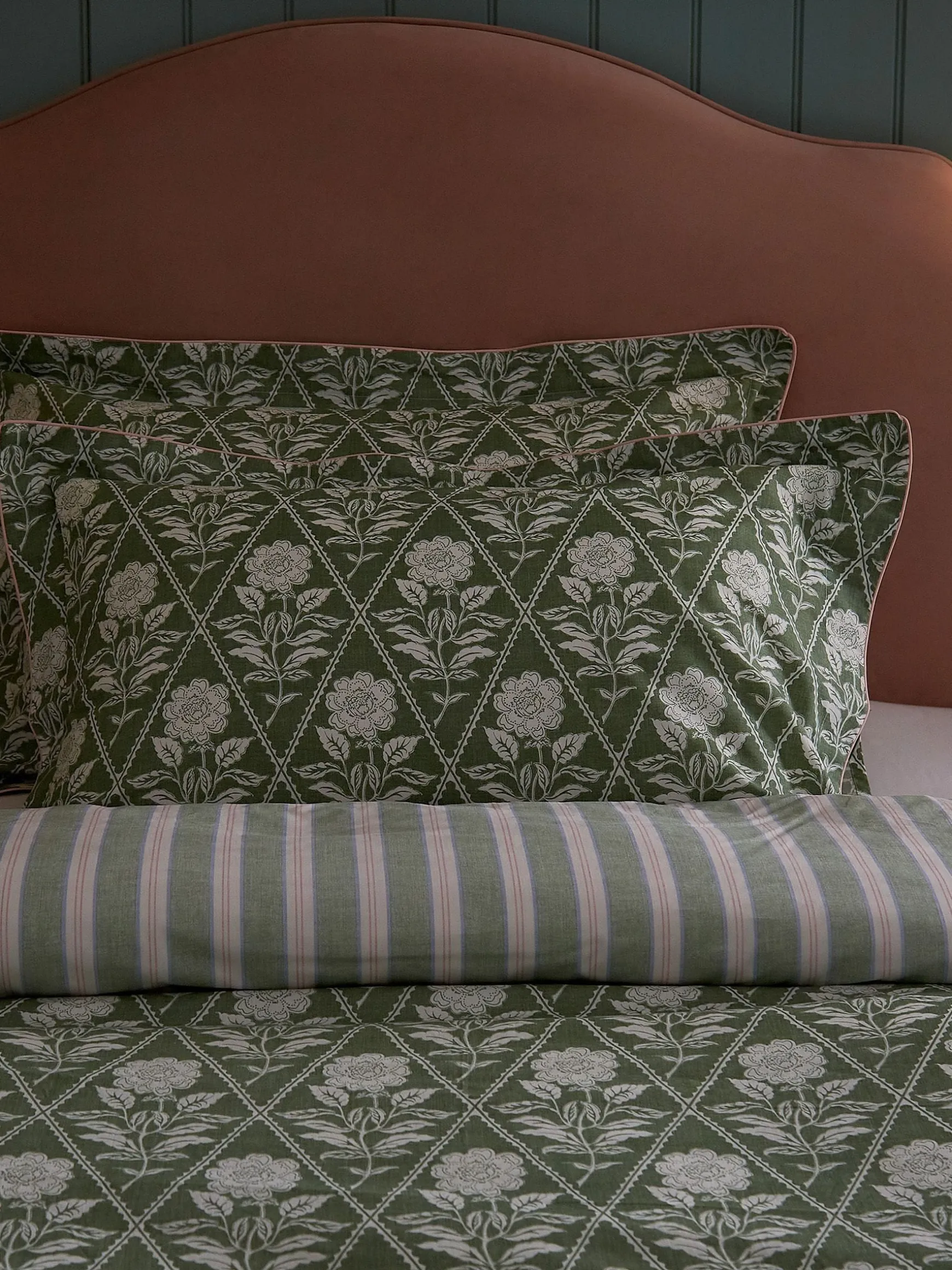 Juliette Stamp Green 100% Cotton Bedding Set