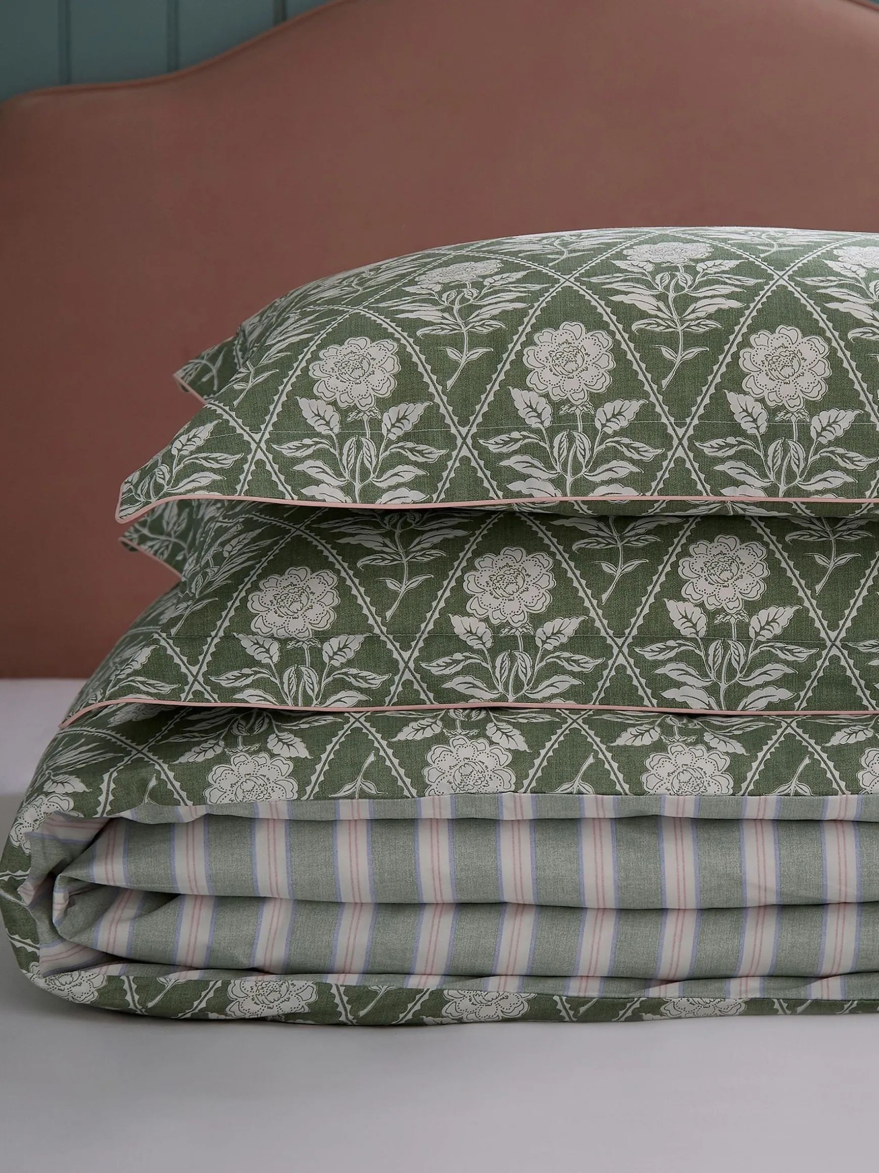 Juliette Stamp Green 100% Cotton Bedding Set