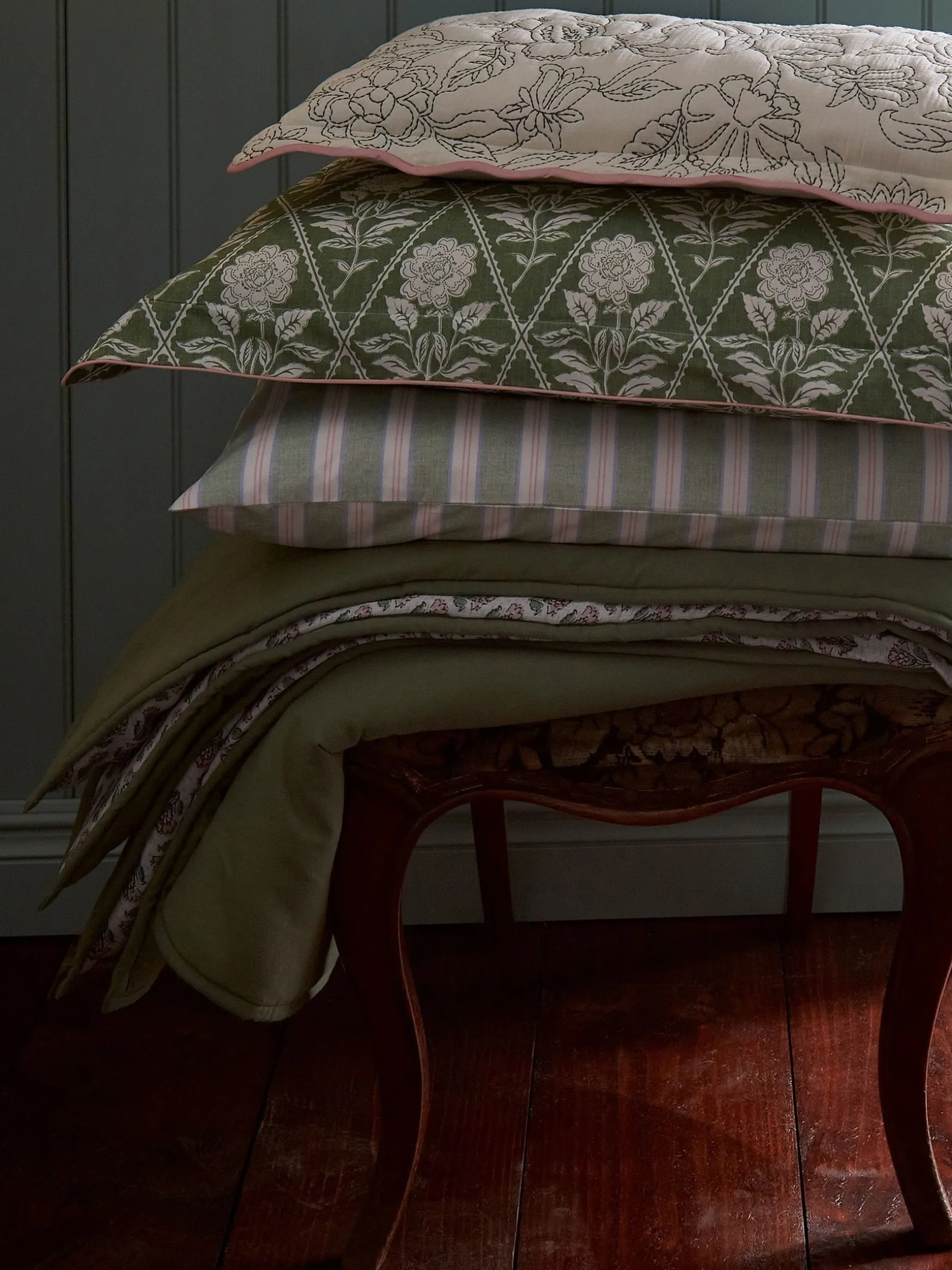 Juliette Stamp Green 100% Cotton Bedding Set