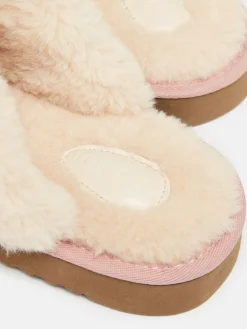 Lazydays Pink Fleece Lined Slippers