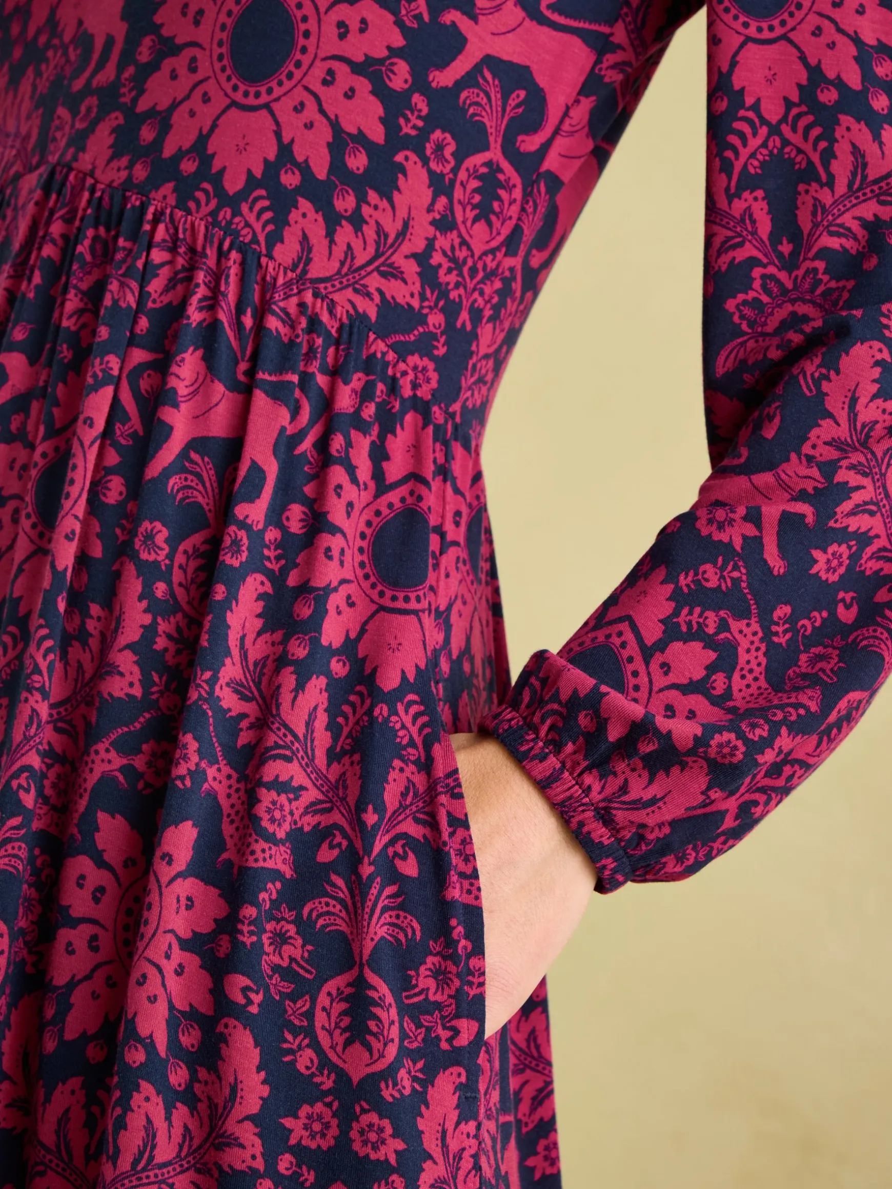 Nia Red & Navy Long Sleeve Midaxi Dress