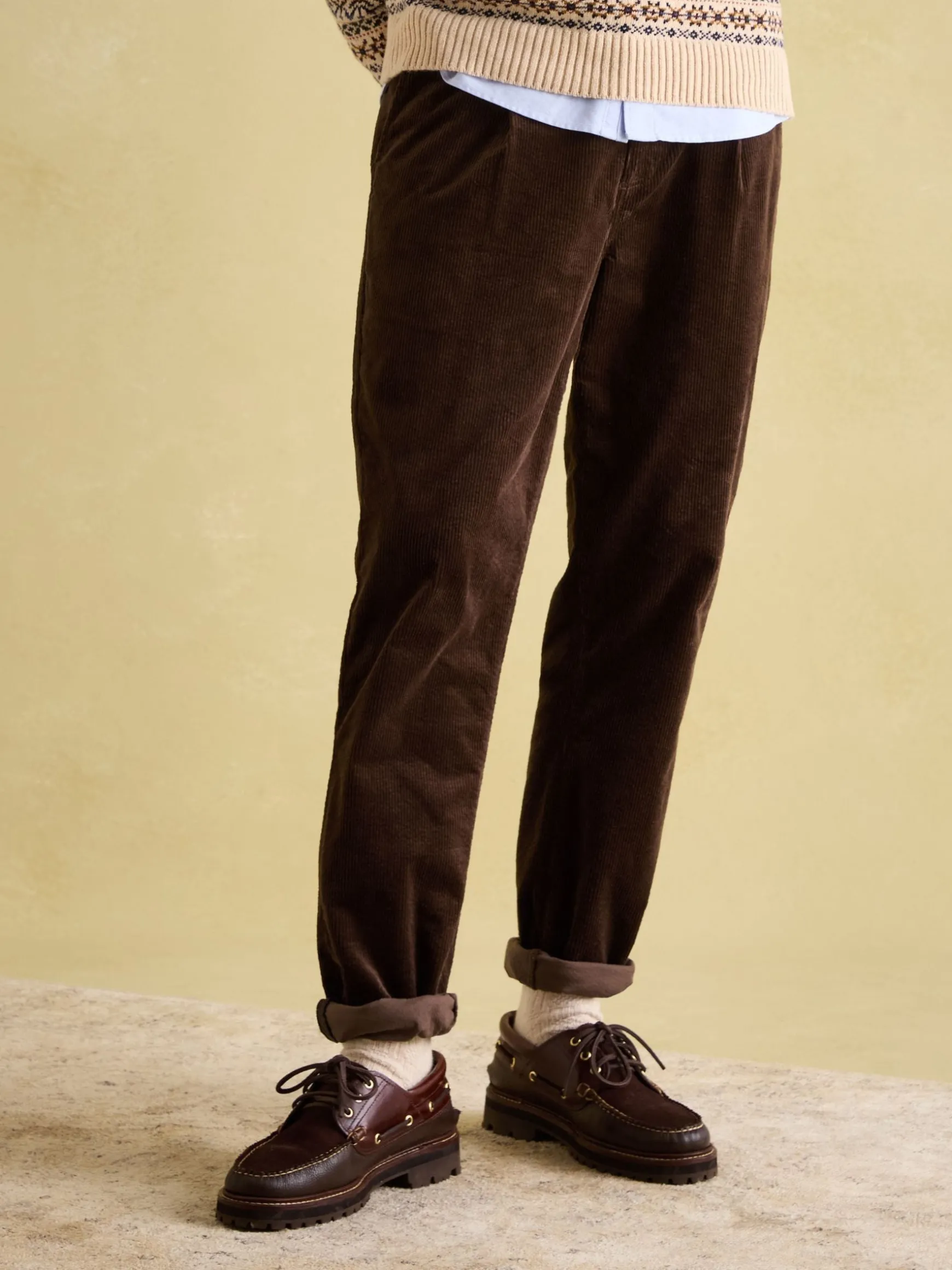 Oaksey Brown Jumbo Cord Trousers