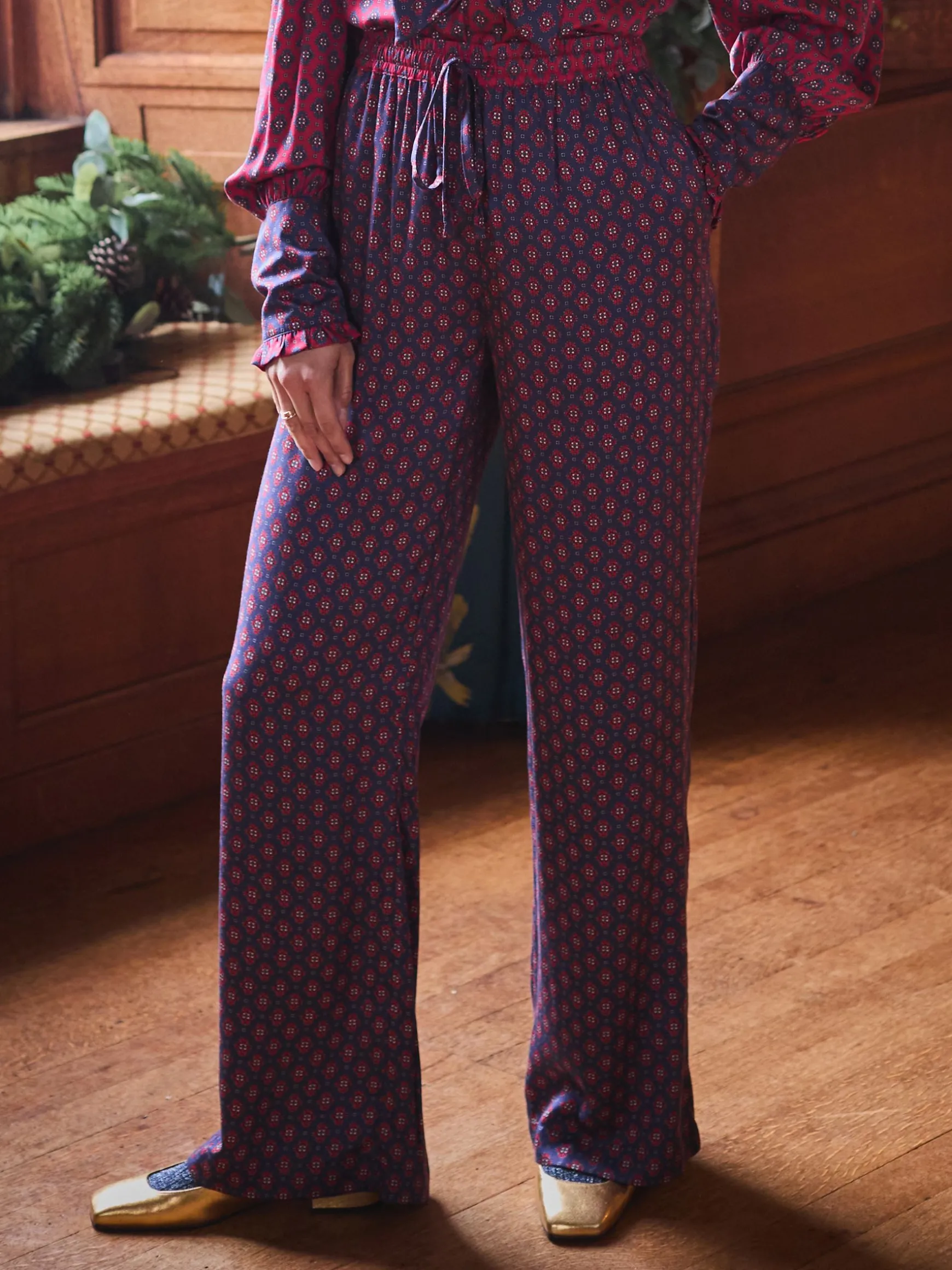 Red & Navy Satin Wide Leg Trousers