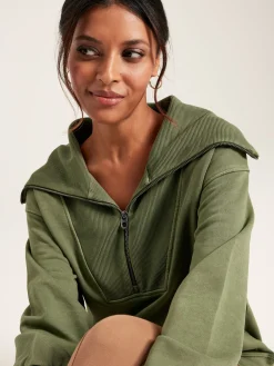 Tia Green Pullover Sweatshirt